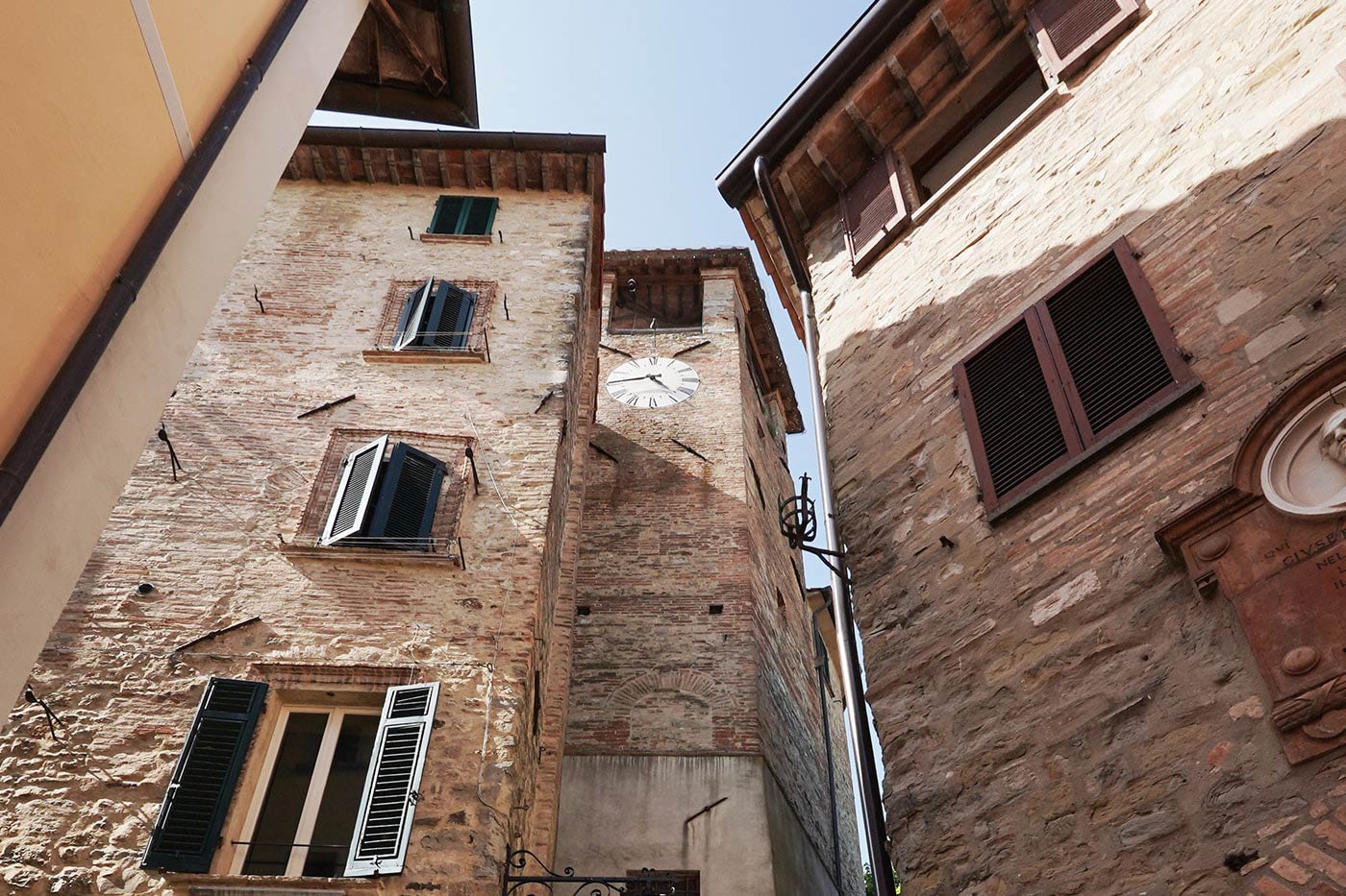 La torre civica e la prigione